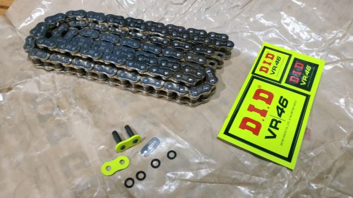 Tahan Digeber Ratusan Km Per Jam, Ternyata Ini Material Pembuatan Rantai Motor