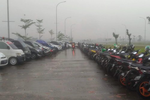 Jangan Asal Numpang Parkir! Ini Lokasi Resmi Tahun Baru 2026 di Jakarta