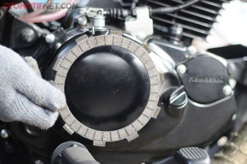 Trik Mudah Ini Bikin Awet Kampas Kopling Motor Bekas, Simak Caranya