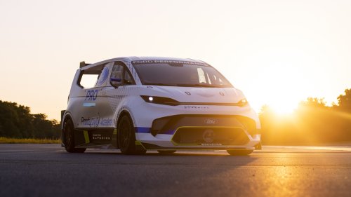 Ford, Tak Lagi Fokus Mobil Listrik, Ford Tarik Rem dan Main di Baterai Model Begini