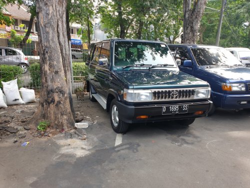 Toyota Kijang Grand Extra Rp 40 Jutaan Body Mulus, Simak Tahunnya