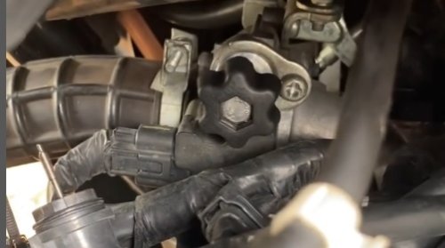 Tips Cara Mudah Menghilangkan Kode Error 37 di Motor Matic Yamaha