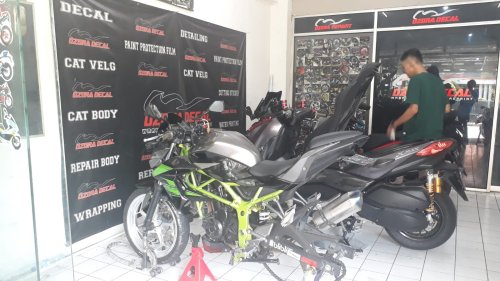 Mau Wrapping Bodi Atau Repaint Motor Bekas Kesayangan? Ke Sini Saja