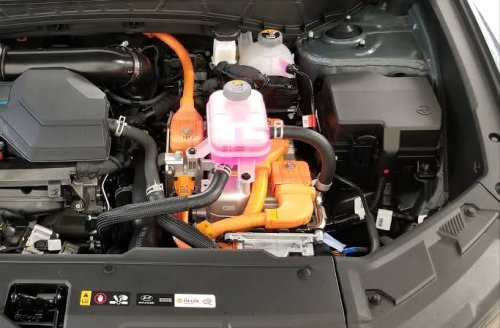 Ternyata Ini Alasan Mobil Listrik Masih Membutuhkan Aki 12 Volt!