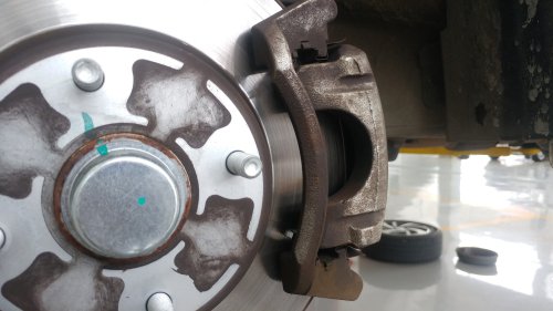 Efek Residu Kampas Rem Mobil Kalau Dibiarkan Lama Enggak Dibersihkan