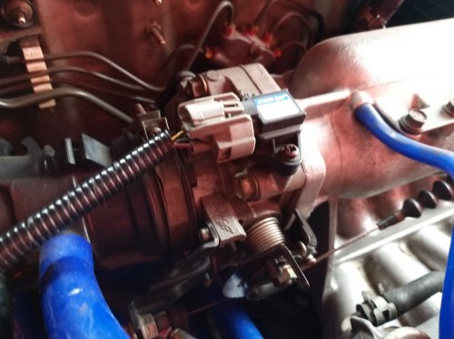 Begini Trik Khusus Saat Bersihkan Throttle Body Mobil Yang Kotor