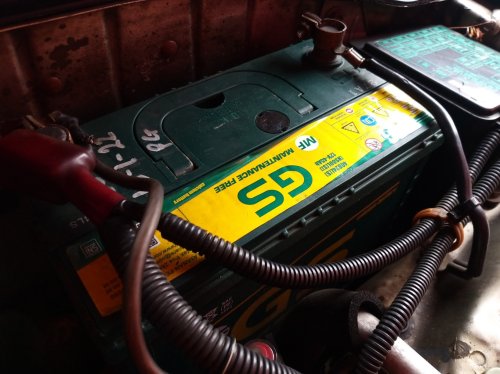 Ternyata Hal Sepele ini yang Bisa Bikin Aki Mobil Jadi Cepat Tekor