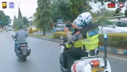 Waspada Tilang Elektronik Handheld Berlaku, Ini Bedanya Dengan ETLE Biasa