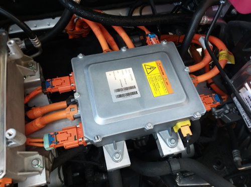 Baru Tahu, Kabel Mobil Listrik Lebih Rentan Digigit Tikus Karena Bahannya Mengandung Ini