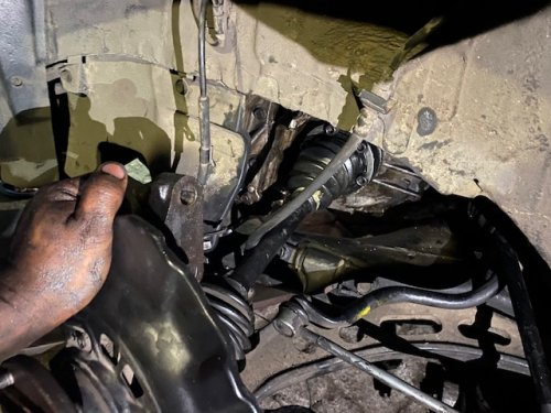 Harus Tahu, Begini Gejala As Roda Depan Mobil Bekas Yang Mulai Rusak