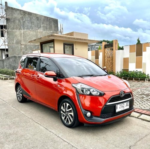 Pilihan Mobil Bekas Pintu Geser, Segini Harga Toyota Sienta Juni 2026