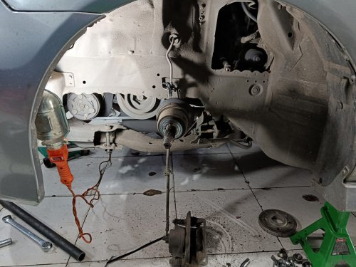 Persiapan Sebelum Mudik Lebaran, Ini Penyebab Power Steering Oblak di Mobil Bekas