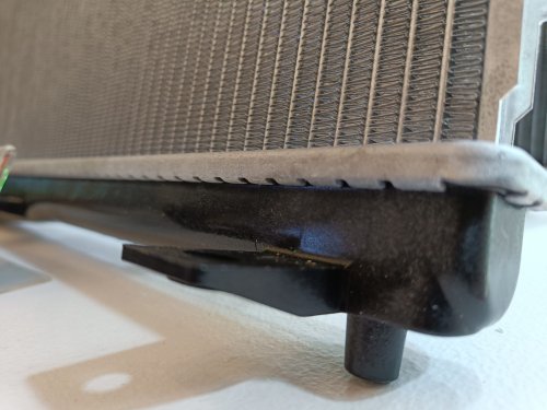 Waspada, Beberapa Hal Ini Ternyata Bisa Bikin Radiator Mobil Bocor