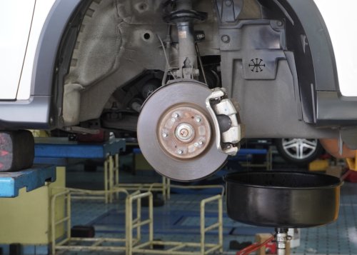 Sering Disepelekan, Ini Tandanya Saat Rem Mobil Ada Bunyi Besi Bergesekan