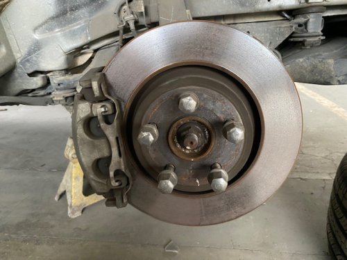 Bersihkan Kampas Rem Berkala Bikin Rem Bisa Pakem, Ini Faktanya