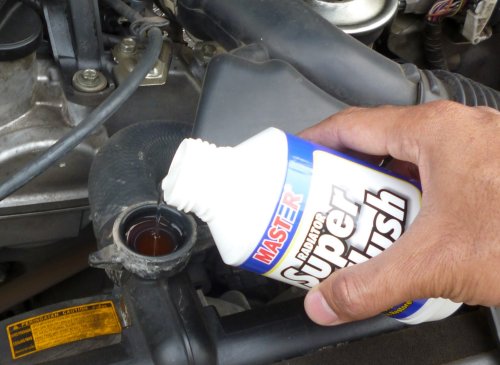 Awas Kebiasaan Sepele Ini Bisa Bikin Radiator Motor Gampang Bocor