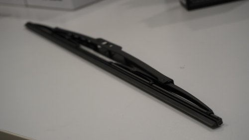 Kapan Waktu Ideal Ganti Karet Wiper Mobil? Ini Jadwal Rekomendasinya