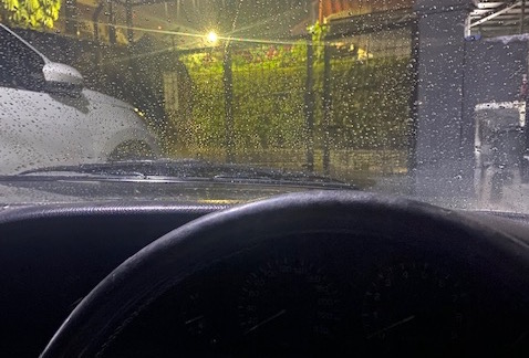 Jamur Kaca Mobil Sulit Hilang, Ini Penyebab yang Sering Terjadi