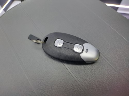 Remote Keyless Vespa Matic Bisa Digunakan Saat Baterai Habis, Begini Caranya