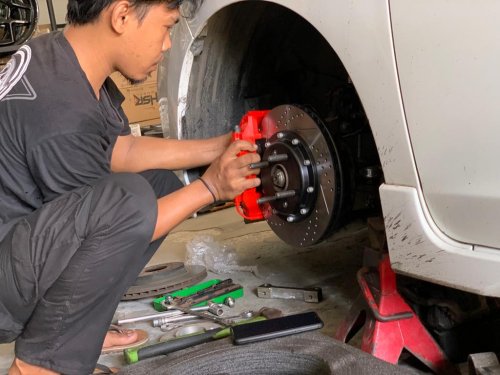 Bahaya Mengabaikan Rem Mobil yang Mulai Tidak Pakem, Lakukan Ini!