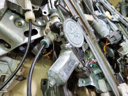 Wuling, Enggak Mahal, Segini Biaya Ganti Kabel Sling Power Window Wuling Almaz