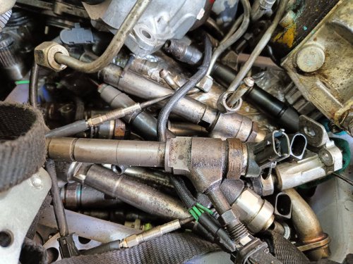 Enggak Disarankan Bersihkan FIlter Solar, Bengkel Kasih Tahu Alasannya