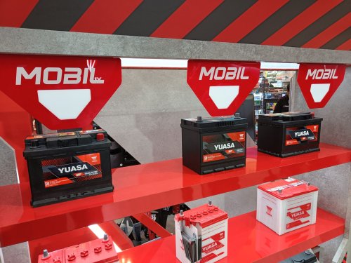 Badan Aki Mobil Bergelembung, Waspada Karena ini Penyebabnya