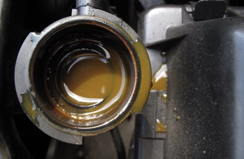Keadaan Darurat Boleh Pakai Air Biasa untuk Radiator, Tapi Ini Efeknya