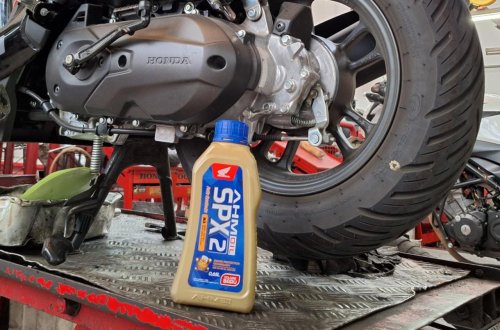 Honda, Mohon Maaf, Harga Oli dan Suku Cadang Motor Honda Terpaksa Dimahalkan 10 Persen