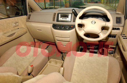 Nissan | Nissan Serena | Intip Harga Mobil Bekas Nissan Serena 2005 C24, Tipe HWS Murah Banget