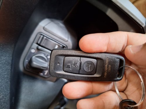 Awas Bikin Susah! Ini Dua Ciri Baterai Remote Keyless Motor Mulai Lemah