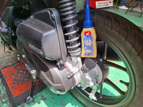 Ternyata Ini Sebabnya Takaran Oli Gardan Motor Matic Harus Sesuai Anjuran