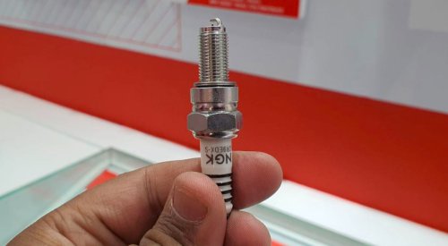 Cara Bersihkan Busi Iridium Mobil yang Kotor, Ahli Kasih Tahu