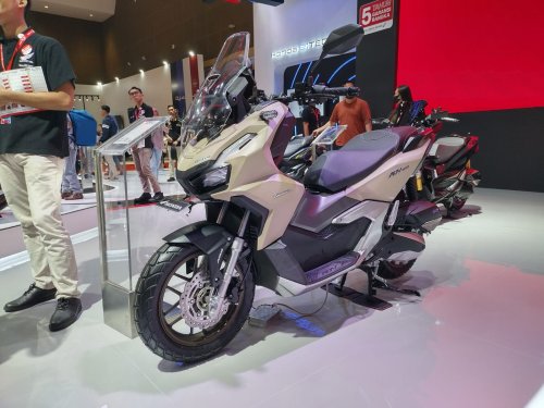 Honda, Honda ADV, Banjir Diskon Motor Matic Honda di Jakarta-Tangerang, BeAT Sampai ADV 160 Diiris Jutaan Rupiah