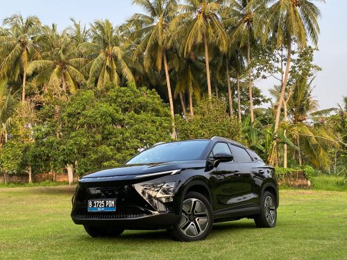 Jaecoo, Adu Kencang Saudara Kandung Beda Wujud JAECOO J5 EV Vs Chery Omoda E5