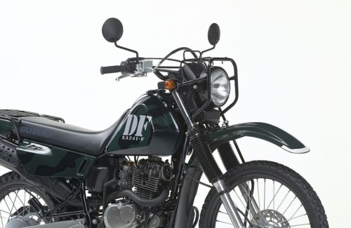 Suzuki , Kawasaki, Suzuki Punya Trail 125 Cc Berwujud Garang Mirip Kawasaki Stockman, Power Mesinnya Saingi KLX150