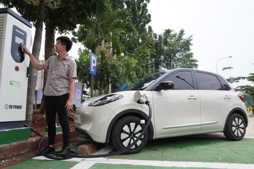Gampang! Begini Cara Tahu Kondisi Battery Health Mobil Listrik Wuling