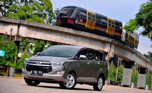 Banyak Dipuji Tangguh, Pengguna Beberkan Plus Minus Innova Reborn