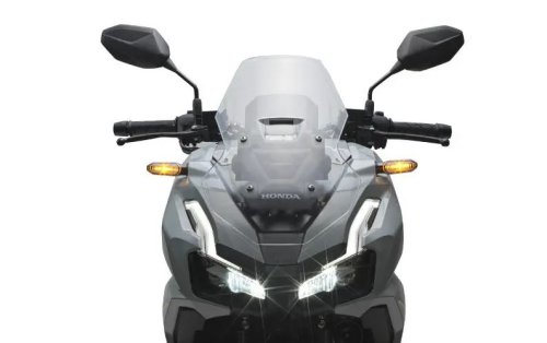 Honda, Masalah Kecil ini Jadi Penyebab Windshield Honda ADV160 Oblak