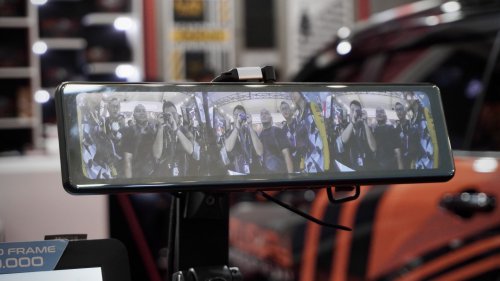 Bukan Sekadar Merekam Jalan, Ini Alasan Ladies Perlu Pasang Dashcam di Mobil