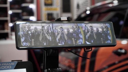 Bukan Sekadar Merekam Jalan, Ini Alasan Ladies Perlu Pasang Dashcam di Mobil