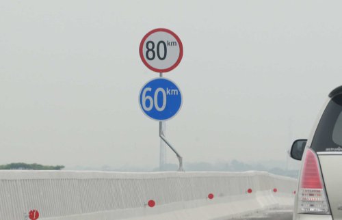 Jangan Egois, Melaju Kayak Keong di Jalan Tol Bisa Picu Phantom Traffic