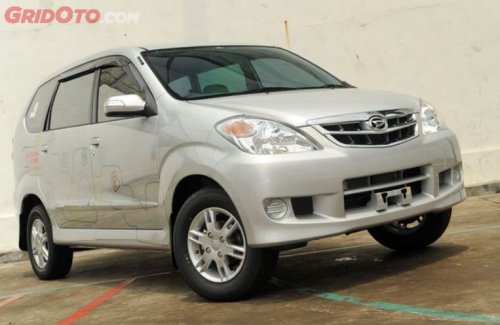 Daftar Harga mobil Bekas Daihatsu Xenia 2008-2009 Jelang Lebaran