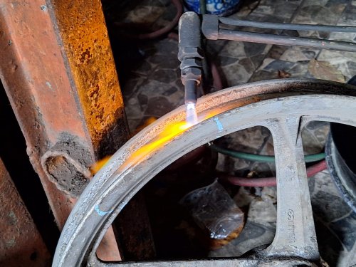 Ramah di Kantong, Segini Biaya Press Pelek Aluminium yang Bengkok