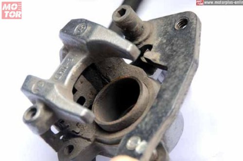 Tips Cara Ganti Sil Piston Kaliper Rem Cakram Motor Tanpa Perlu Ke Bengkel
