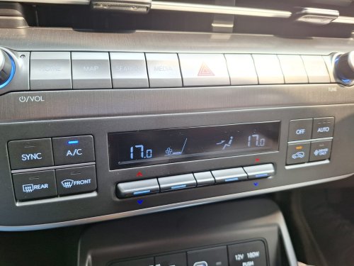 AC Mobil Bau Saat Awal Dinyalakan, Ternyata Ini Sumber Masalahnya