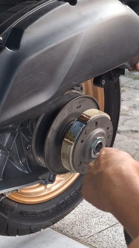 Ini Sebabnya Tiap 6.000 Km Seal Pulley Belakang Motor Matic Wajib di Ganti
