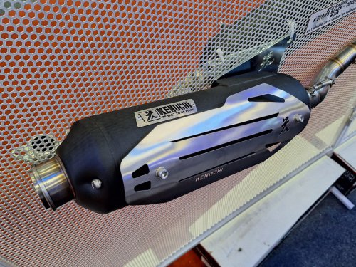 Honda | Honda BeAT | Knalpot Honda BeAT Panas Membara, Komponen Peredam Jadi Sorotan