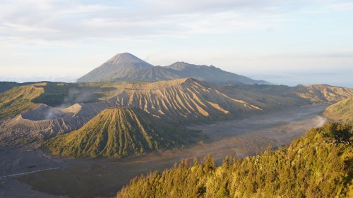 TNBTS Perpanjang Penutupan Gunung Semeru, Liburan Akhir Tahun ke Wisata Bromo Aman?
