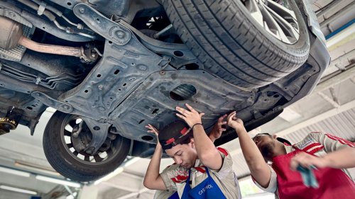 Ini Efeknya Membiarkan Kolong Mobil Kotor Tidak Pernah Dicuci